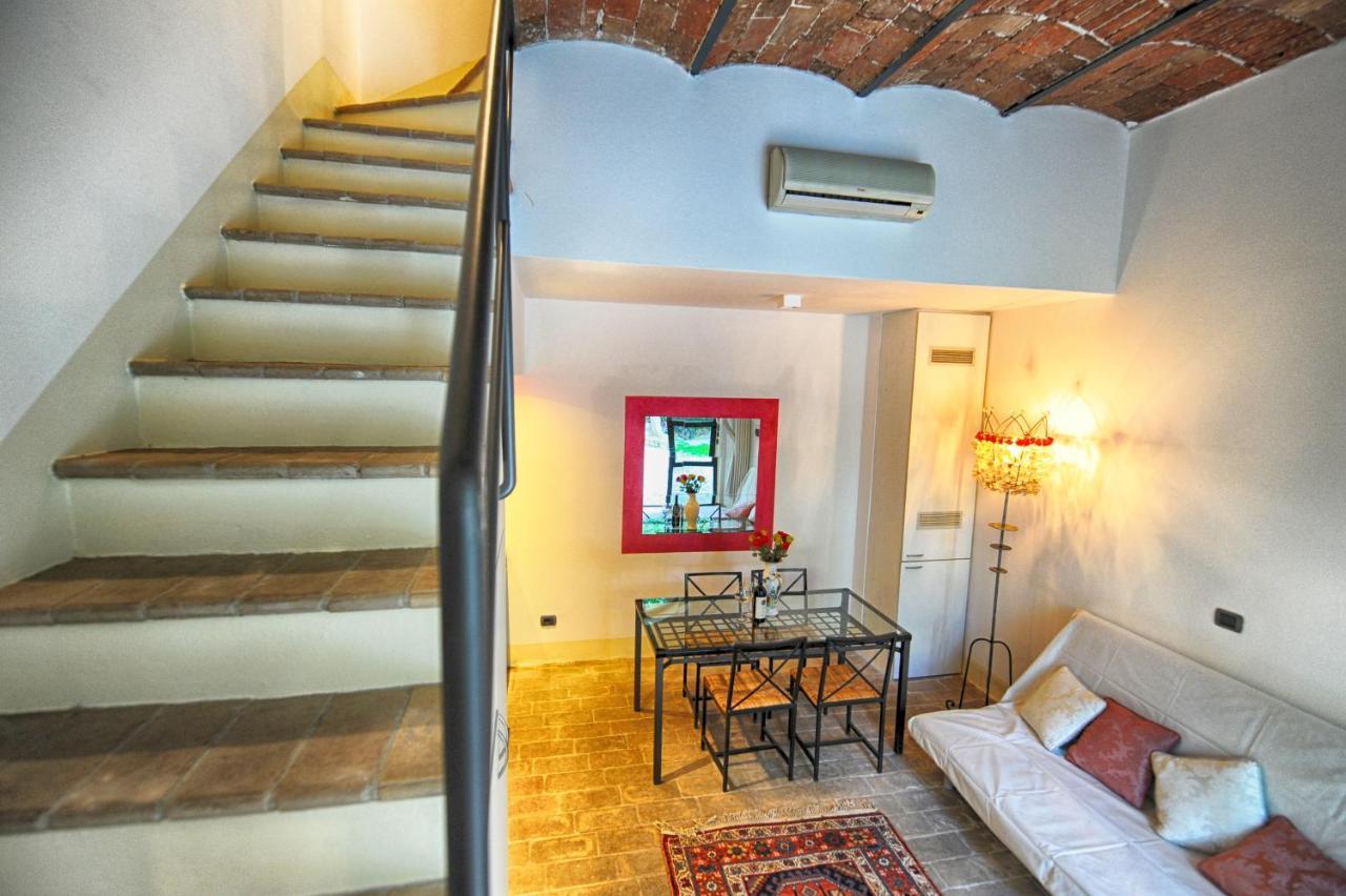 Scuderie Il Magnifico Apartamento Florença Exterior foto